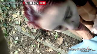 ���ම අහුලා නැවුම් එක් තැන්න සහ BREASTFED ඔහුට