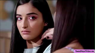 Alana Cruise ja Emily Willis kasutada üksteise keele orgasm