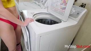 ���ನೆಗೆಲಸದ ಒಂದು ನನ್ನ ತಂದೆ ಫಕ್ ಆಗಿದೆ