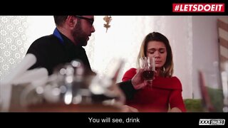 LETSDOEIT - Sexy dziewczyna-dziwka Lara West Wieje I pieprzy ze Złamanym sercem ojca